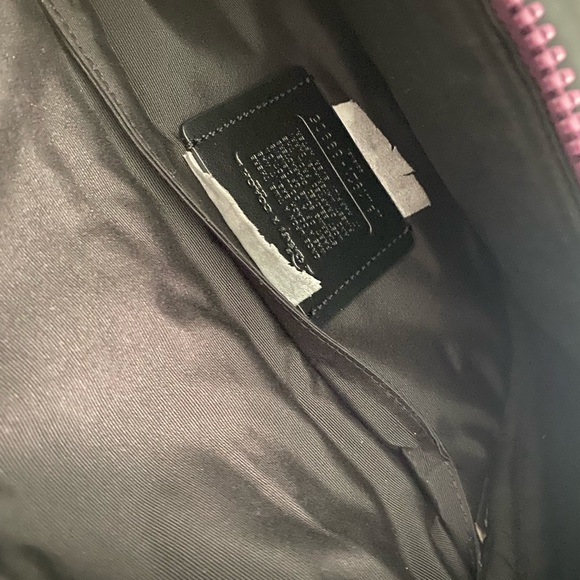 Disney X Coach limited edition Dumbo belt bag with matching card holder - Picture 8 of 9